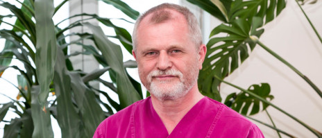 Dr. med. Klaus Peter Seifert | Facharzt für Mund-, Kiefer- und  Gesichtschirurgie in 